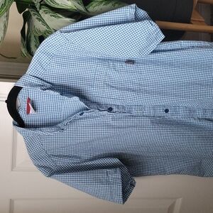 Columbia Short-Sleeved Button-Up Shirt